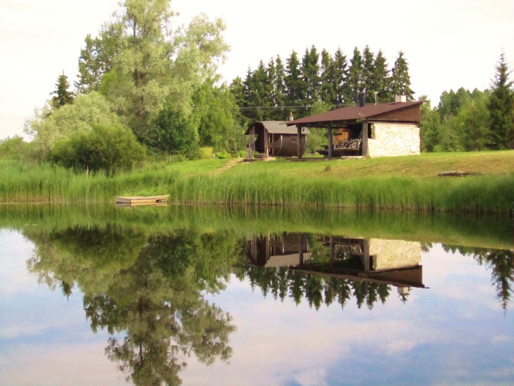 Saarelux Riverise Villa Moraste Cameră foto